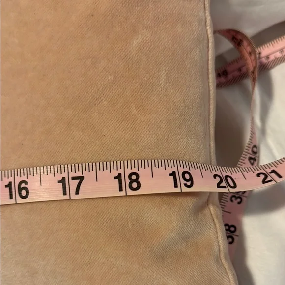 Light pink mini lumbar pillow - Picture 5 of 6